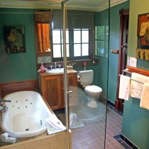 Champagne Room - Spa Bathroom